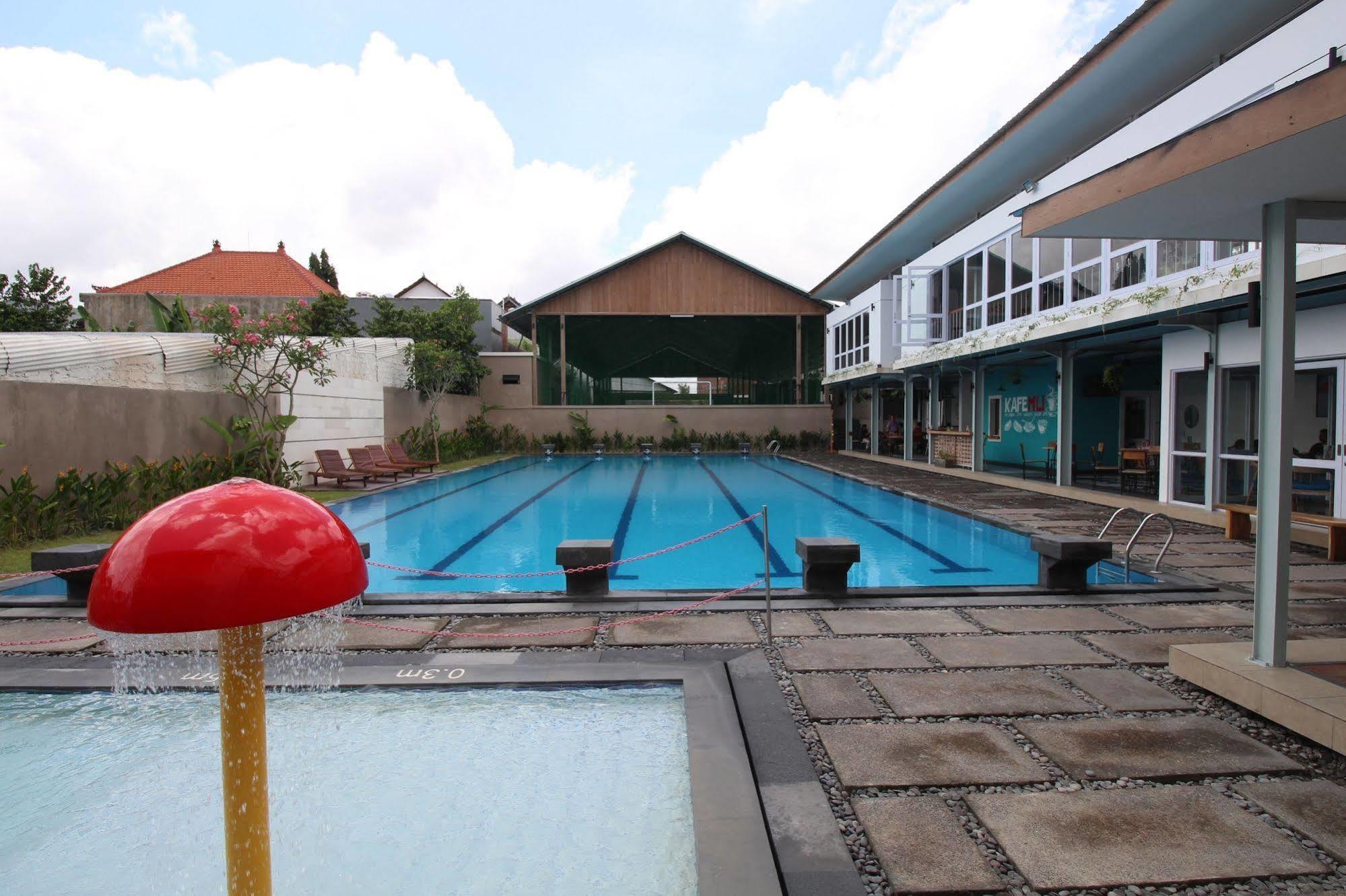 Umah Bali Suites And Residence Denpasar Exterior foto