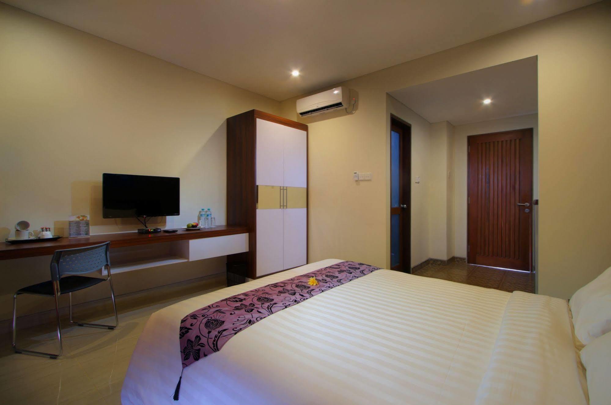 Umah Bali Suites And Residence Denpasar Exterior foto